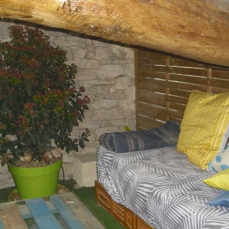 Lou Mas Li Pitchoun "La Lauze" Apartment Gordes Bagian luar foto