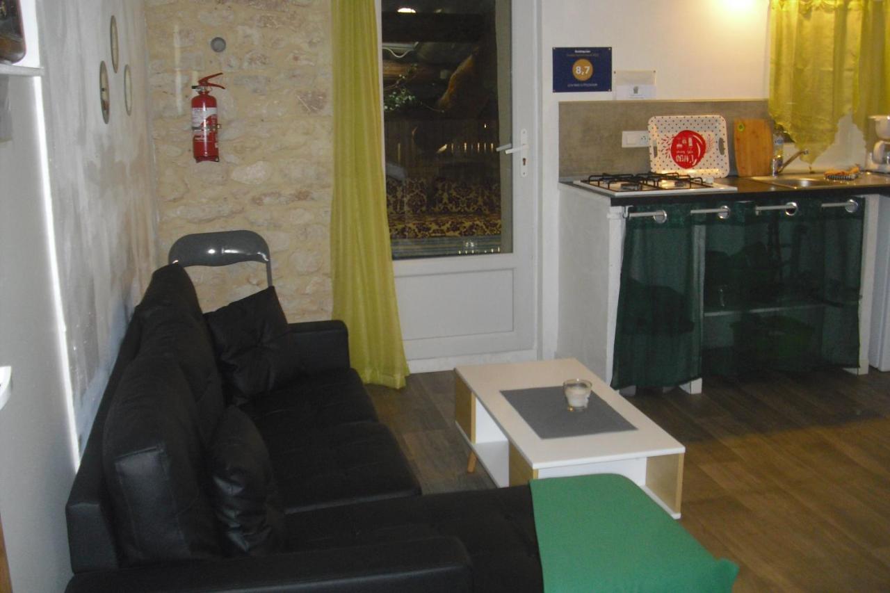 Lou Mas Li Pitchoun "La Lauze" Apartment Gordes Bagian luar foto